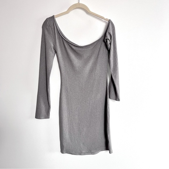 NWT! REVOLVE Lovers + Friends Charlotte Mini Bodycon Long Sleeve Gray Dr… - Picture 4 of 7
